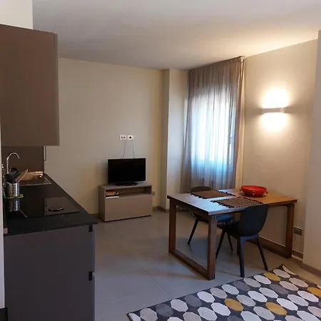 The 6 Apartments S-2